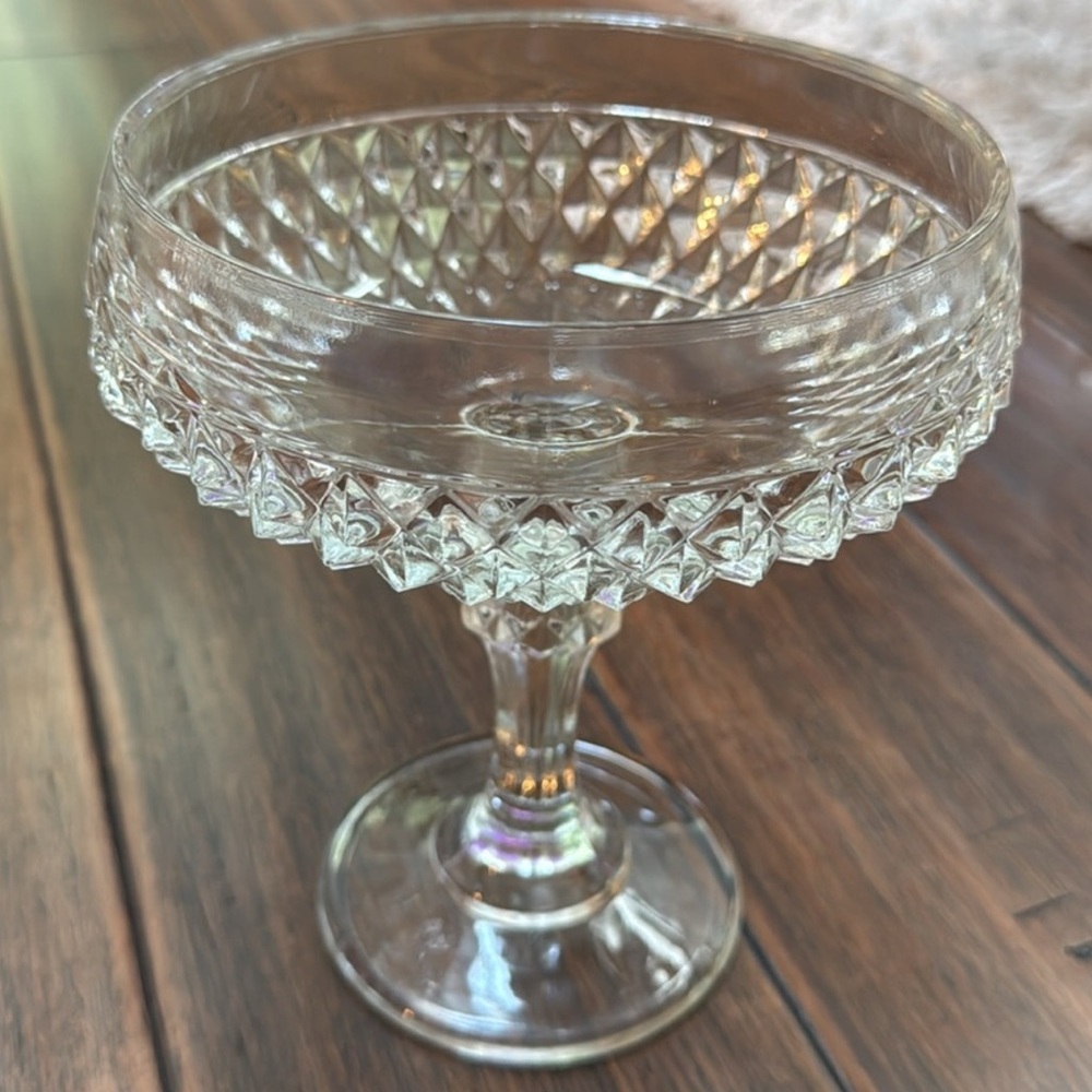 Indiana Glass VINTAGE Diamond Point Pedestal Clear Compote Serving Dish - Picture 1 of 14